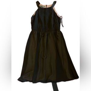 Jones Wear Dress women’s Black Pleated Sleeveless Formal Dress size 6.